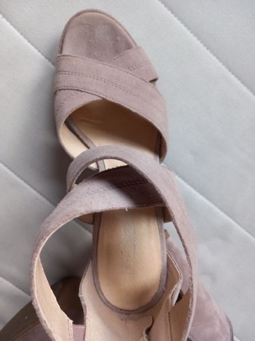 Skóra naturalna sandały na obcasie 36 deichmann 5th avenue