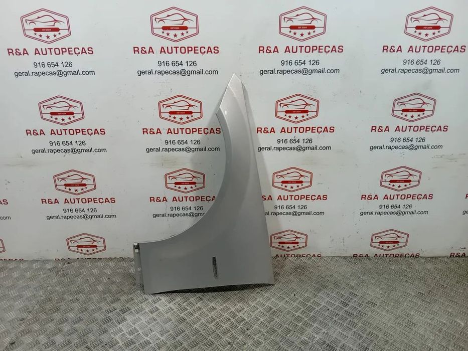 Guarda Lamas Frente Frontal Esquerdo Mercedes Class CW204 Original