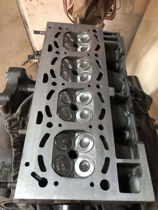 ГБЦ 1.4 1.6 16v Головка блоку циліндрів VW Golf 4 Polo Bora Fabia
