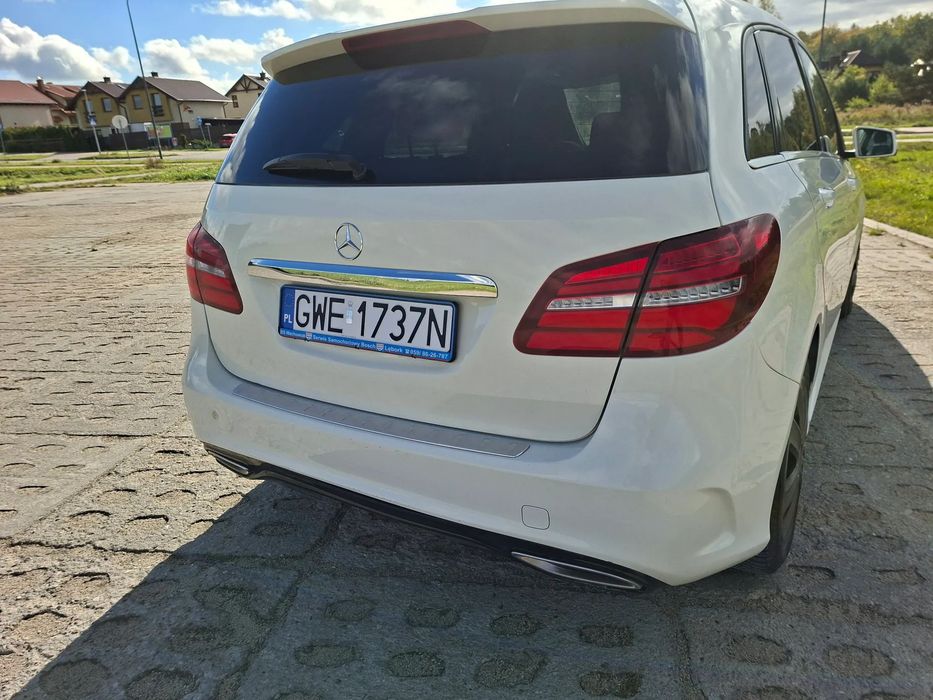 Mercedes-Benz Klasa B Mercedes-Benz B180, pakiet AMG, 1.6 benzyna