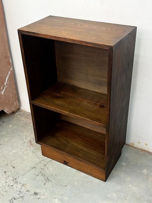 Pequeno móvel de apoio