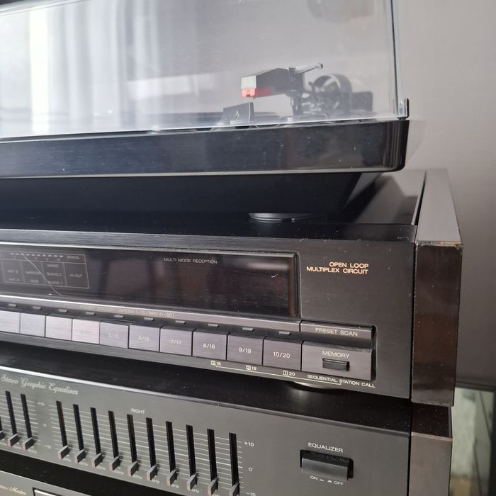 Tuner Reference Master AKAI AT-93