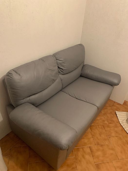 Sofá dois lugares