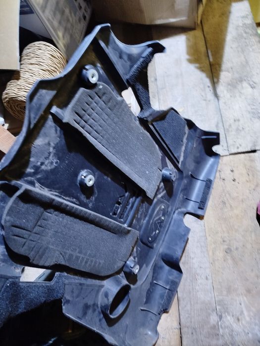 Крышка двигателя инфинити FX 37 QX70