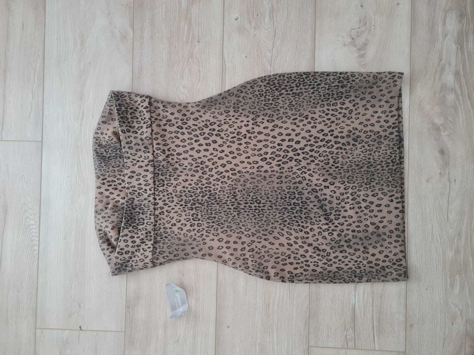 Sukienka bez ramiączek Zara