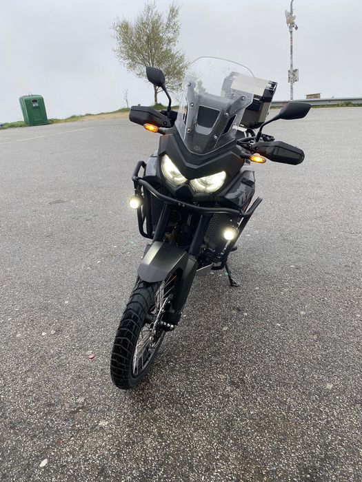 África Twin Crf 1100 2025