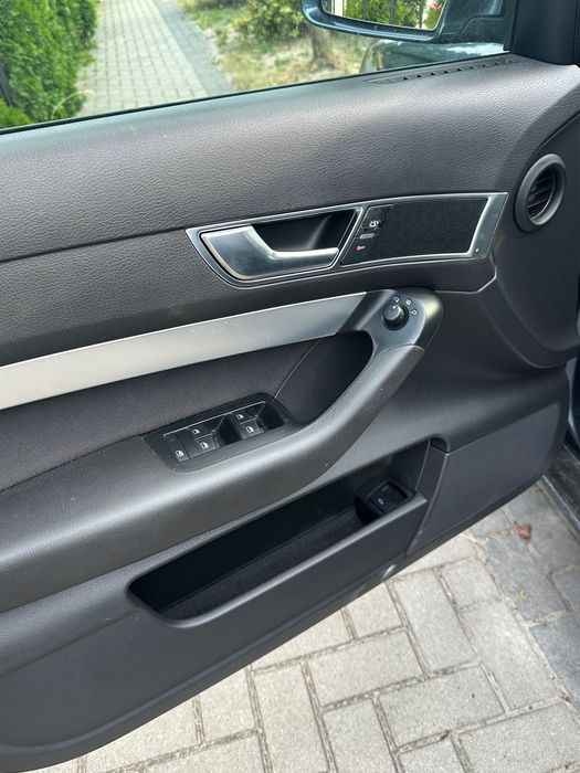 Samochód  automatycznie