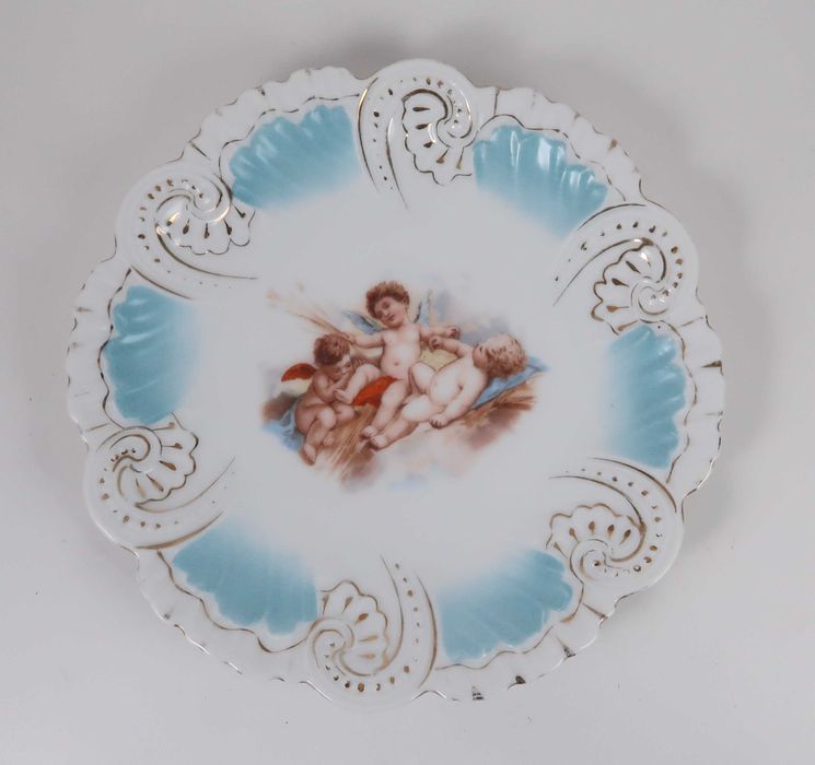 Par de pratos porcelana moldada XIX/XX - Anjos