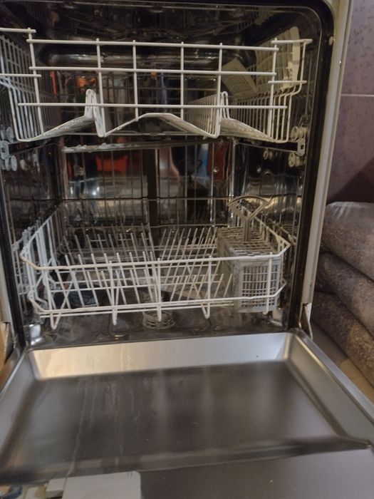 Zmywarka pod zabudowę