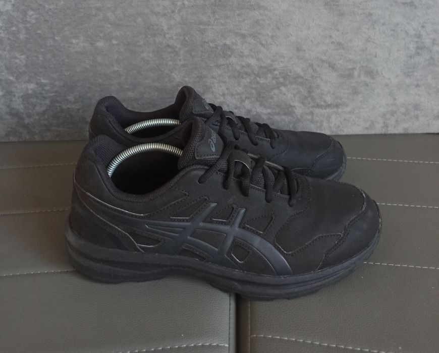 Чоловічі Кросівки Asics Gel-Mission 3 Оригінал Розмір 42-26,5см