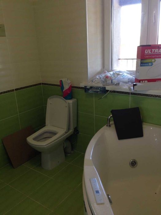 Оренда будинку можна для сім'ї під офіс Генератор