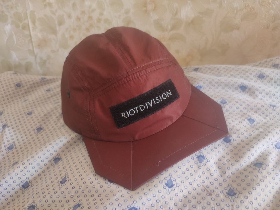 Кепка riot division