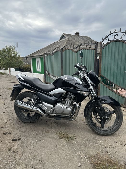 Продаю Suzuki gsr250