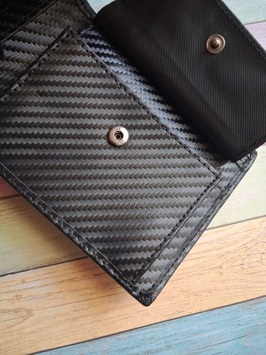 Modny pojemny portfel