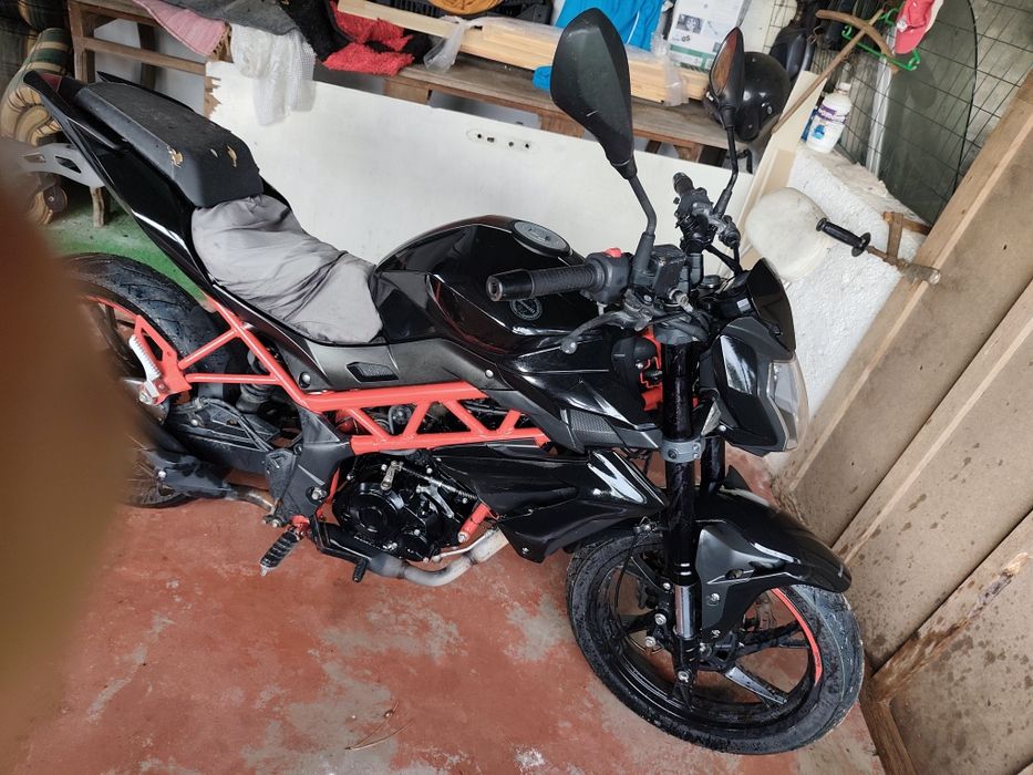 Benelli BN125 6.500km