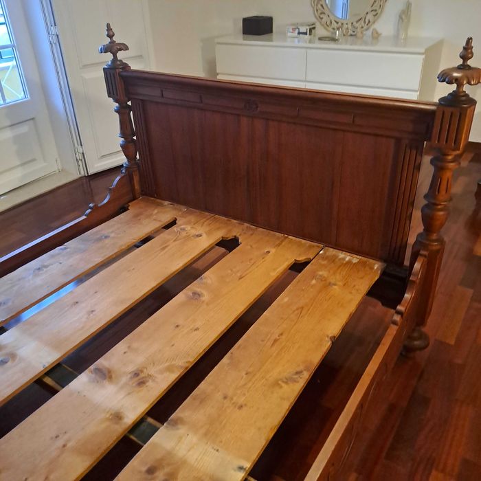 Cama  Madeira Antiga