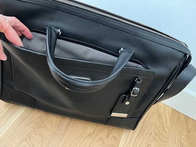 Document and laptop case64284719961347122