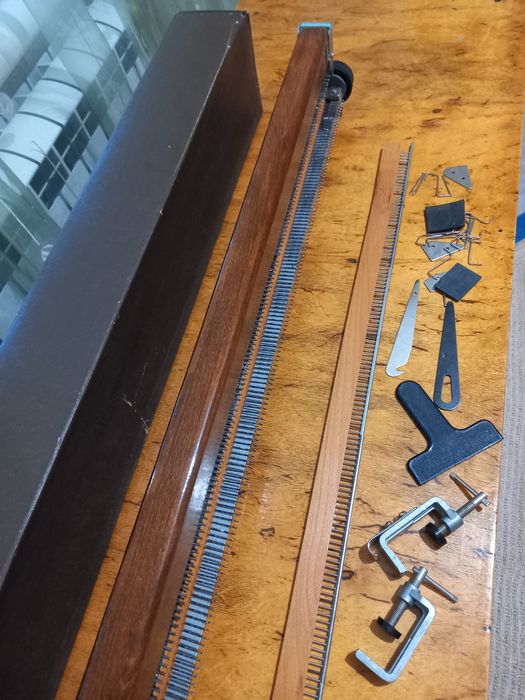 Вязальная машинка