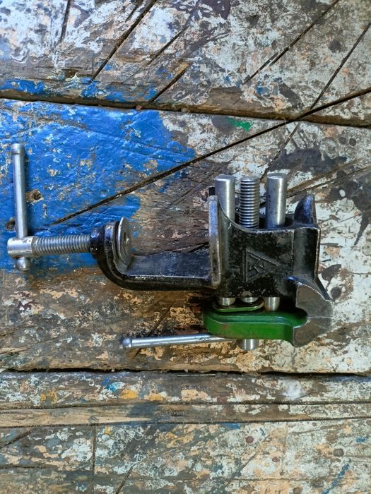 Тиски слесарные СССР