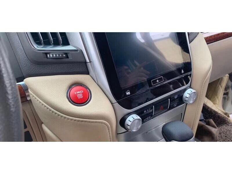 Lexus LX570 Toyota LandCruiser 200 кнопка TRD