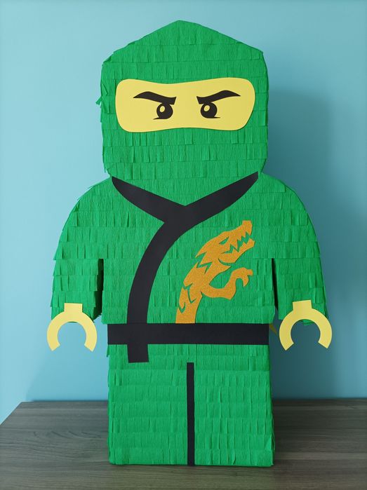 Piniata Ninjago Lloyd