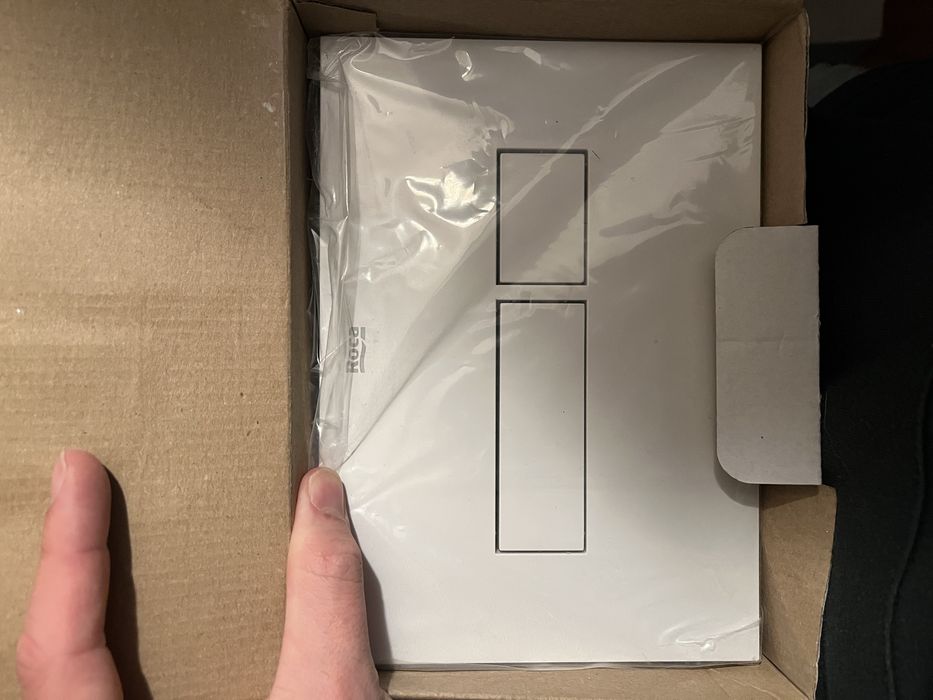 Przycisk spłukujący Roca PL NV1 White – nowy