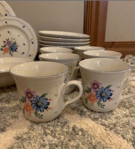 Lote 4 peças Loiça Grés Provincial Bouquet Vintage Coleção