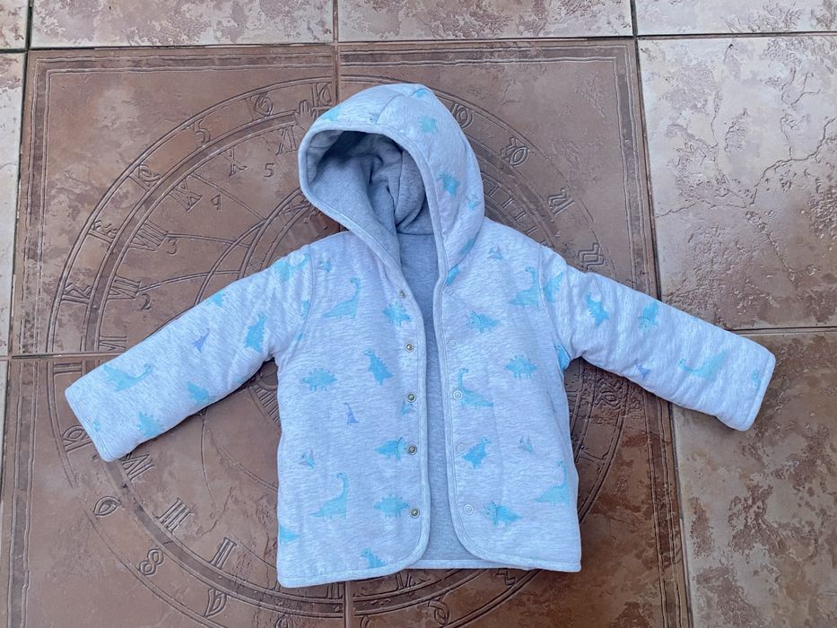 Дитяча нова курточка утеплена розмір 72(6-9 місяців)