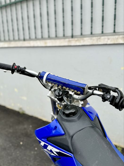 Yamaha TTR 125 (como nova)