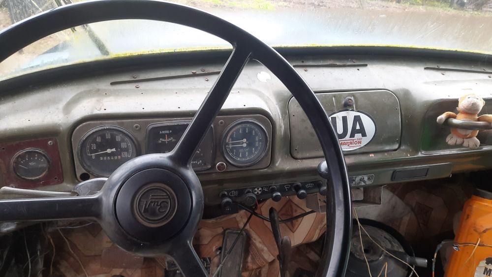 Продам зіл 130 бортовий