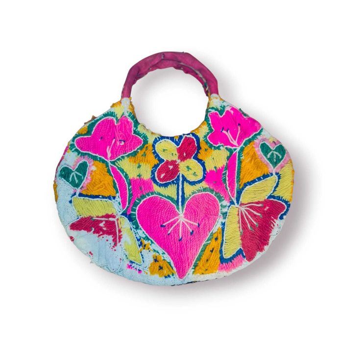 Bolsa Mão Artesanal Boneca Bordada