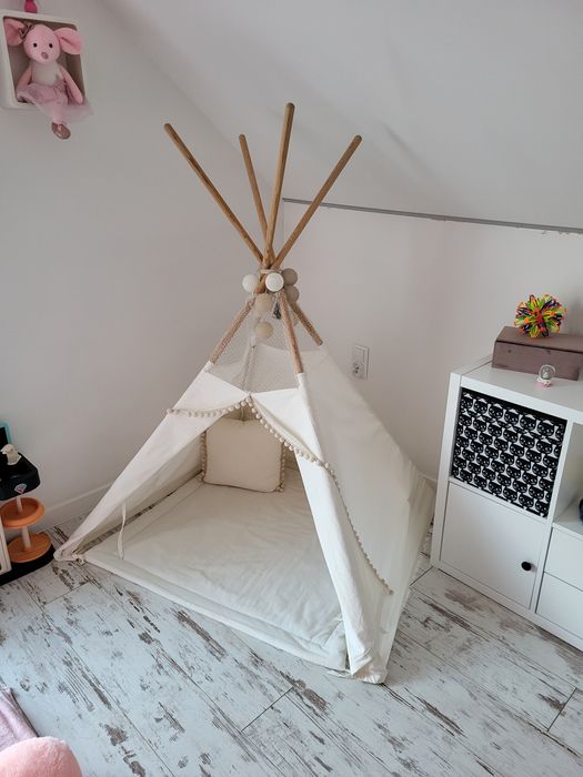 Namiot tipi + 2 poduszki