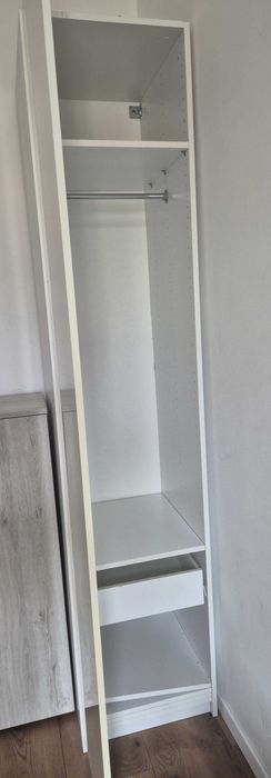 Regał zamykany Castorama