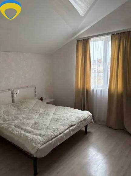 Просторный 4-комнатный дом в Фонтанке — залог комфортной жизни!