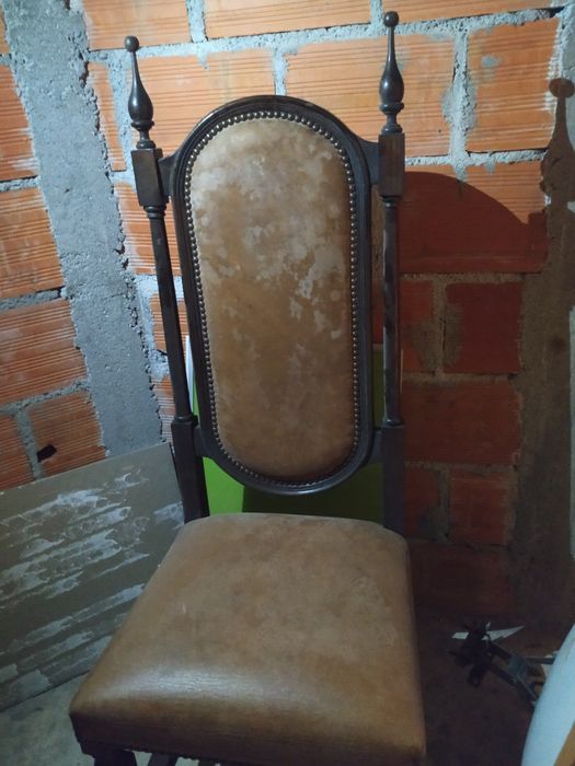 Cadeira um muito bom estado