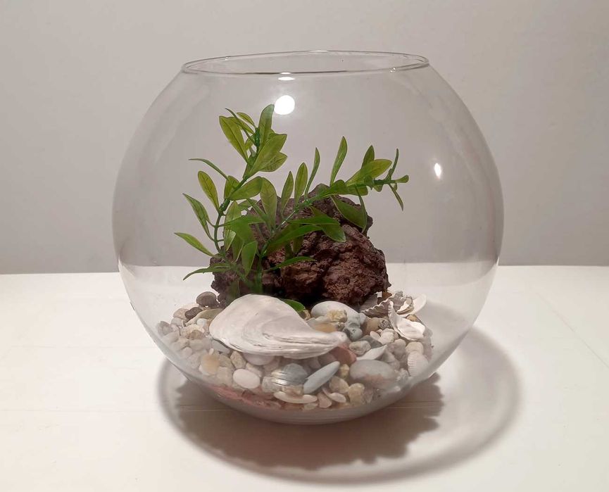 Aquário de Vidro Redondo (Globo) + Aquecedor + Filtro + Decorações