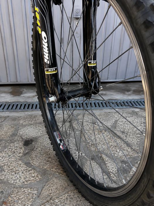 Bicicleta BTT Rockrider 26” – Shimano – Suspensão – Bom estado