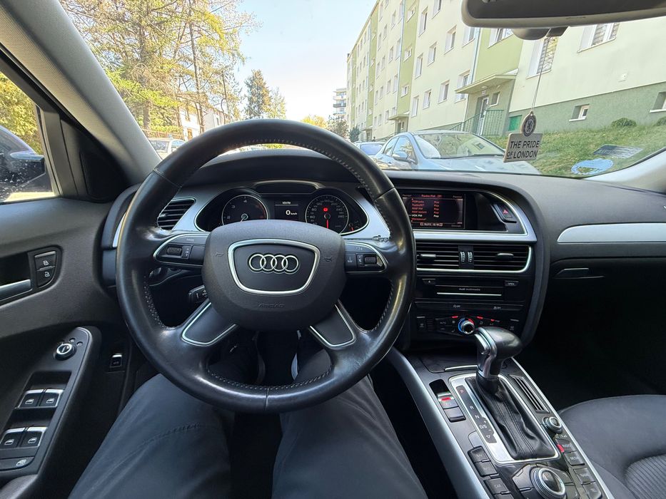 Audi A4b8 Avant 2.0 diesel automat