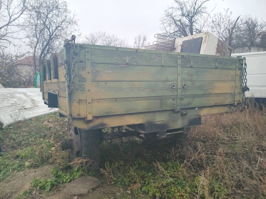 Прицеп  одноосний  вантажний