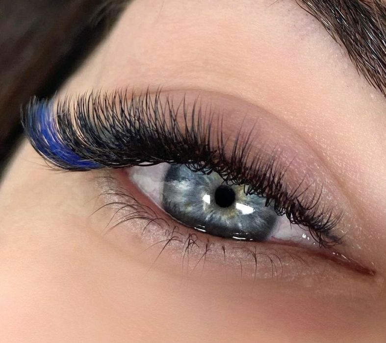 Нарощення вій, оформлення брів, перманентний макіяж