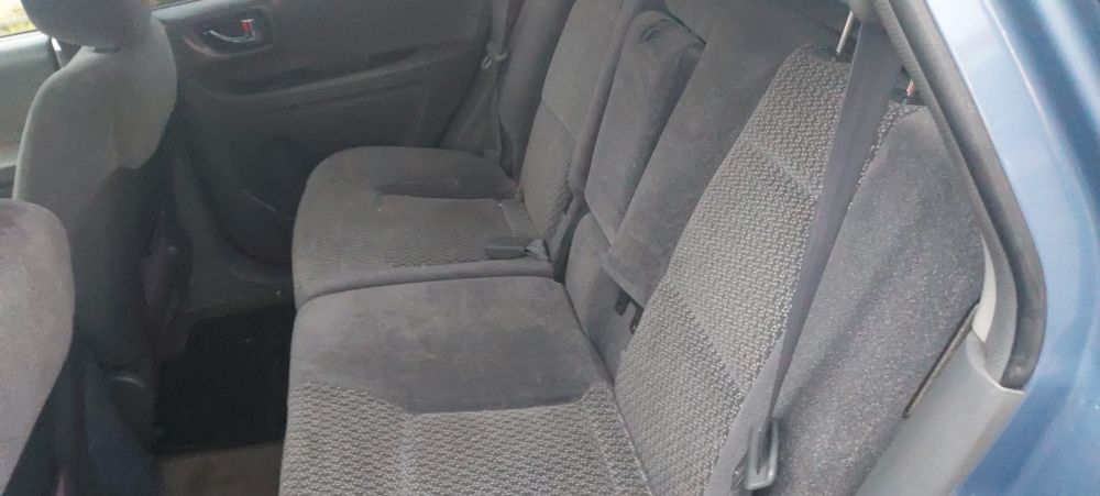 Продам хороший надійний кросовер 2.0 дизель