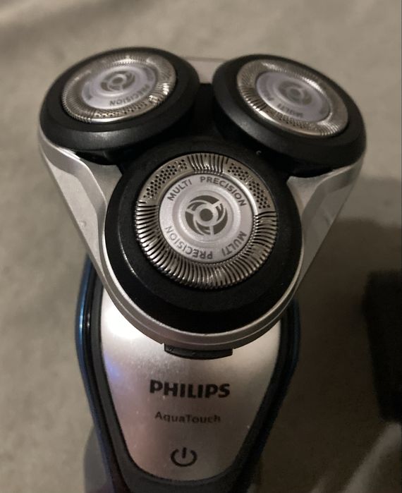 Бритва Philips Shaver Series 5000 AquaTouch