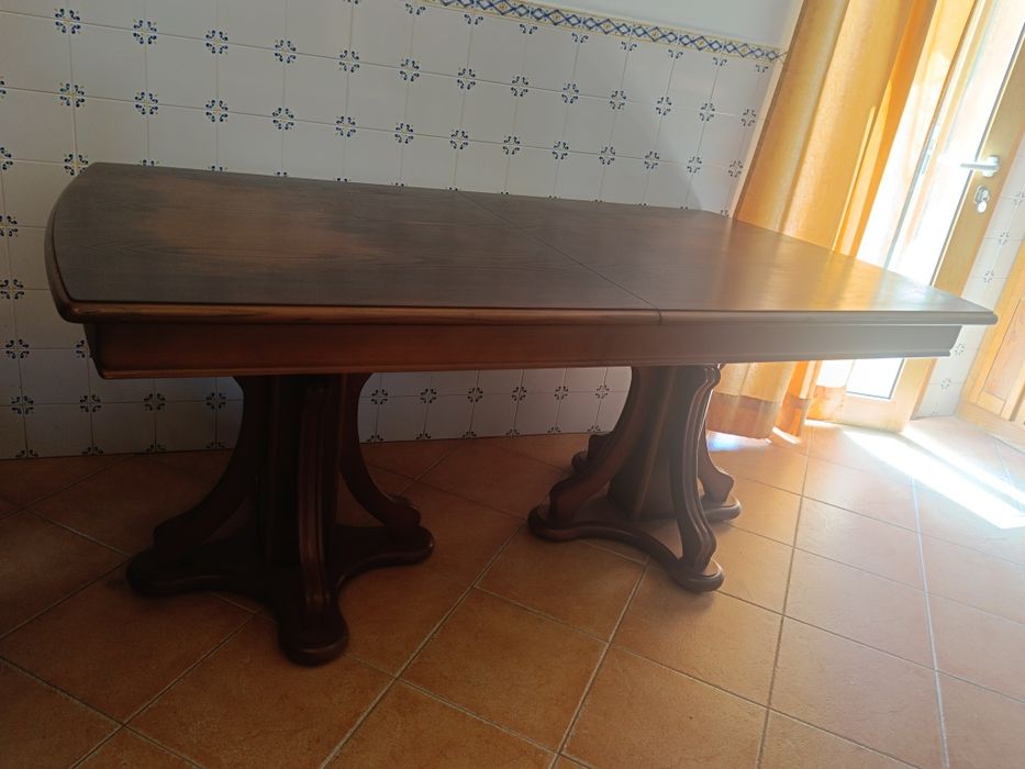 Mesa 2.50m e 6 cadeiras