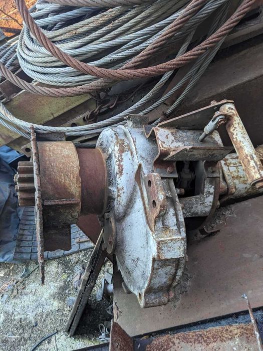 Продам редуктор поворота автокрана ГЯ, Ивановец в сборе и др.