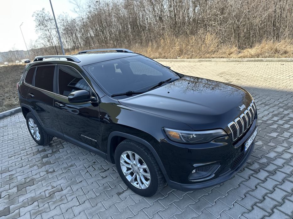 Джип Чироки 2.4 бензин