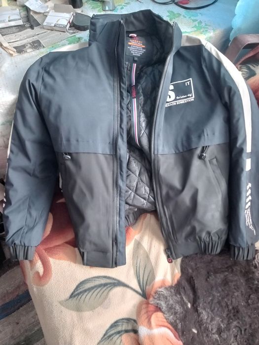 Куртка демисезонная