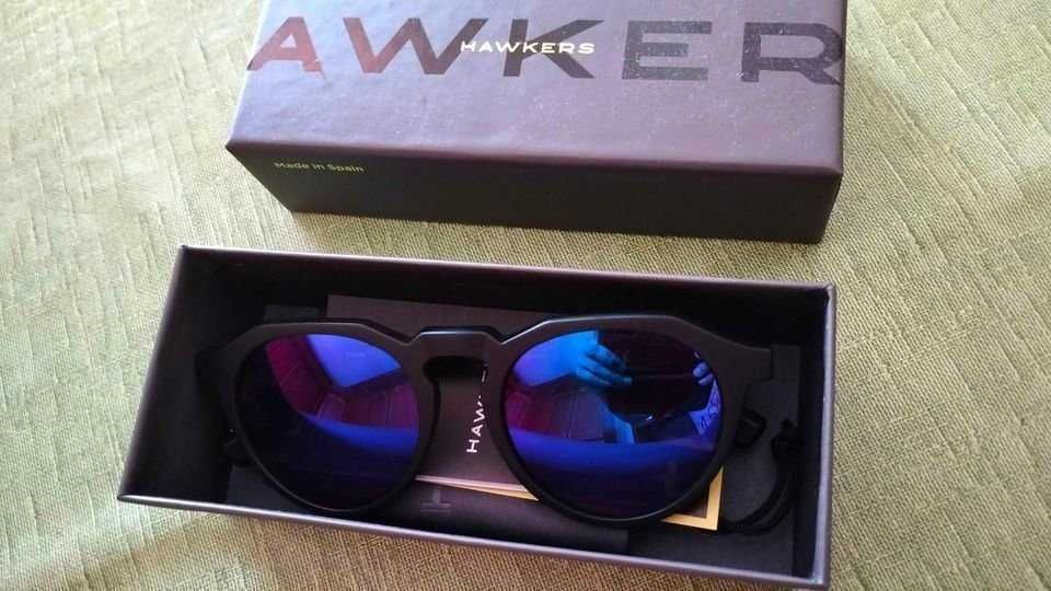 Óculos de sol homem da marca Hawkers, como novos.