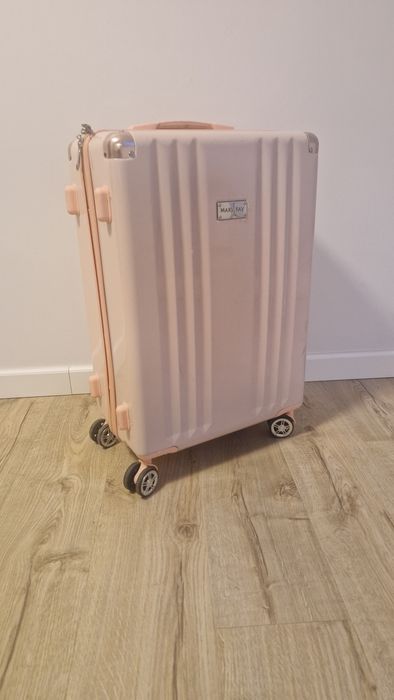 Walizka  podróżna różowa super cena