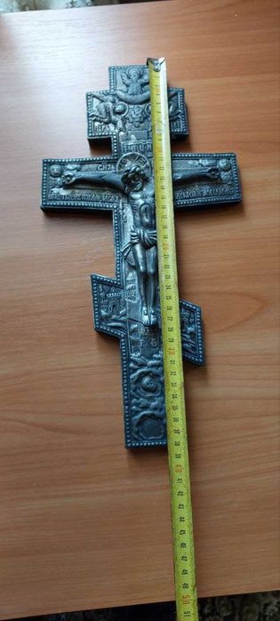 Настенный крест. гипс. Декор