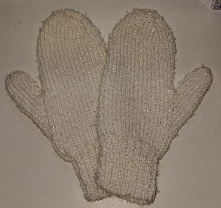 Рукавички в'язані